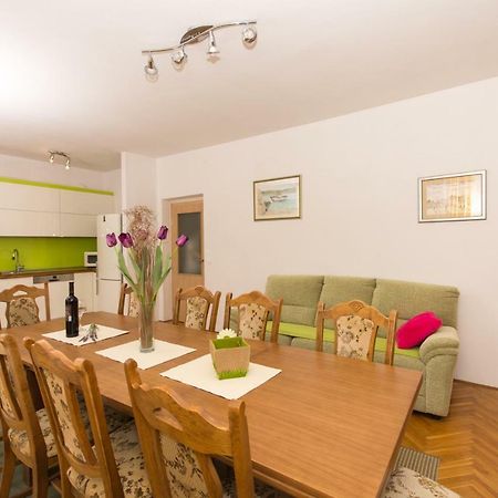 Apartman Domic Slatine Exterior foto