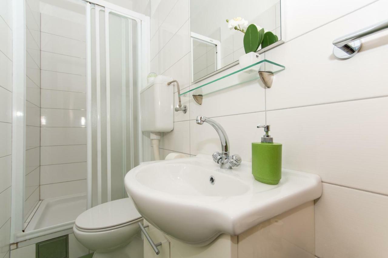 Apartman Domic Slatine Exterior foto